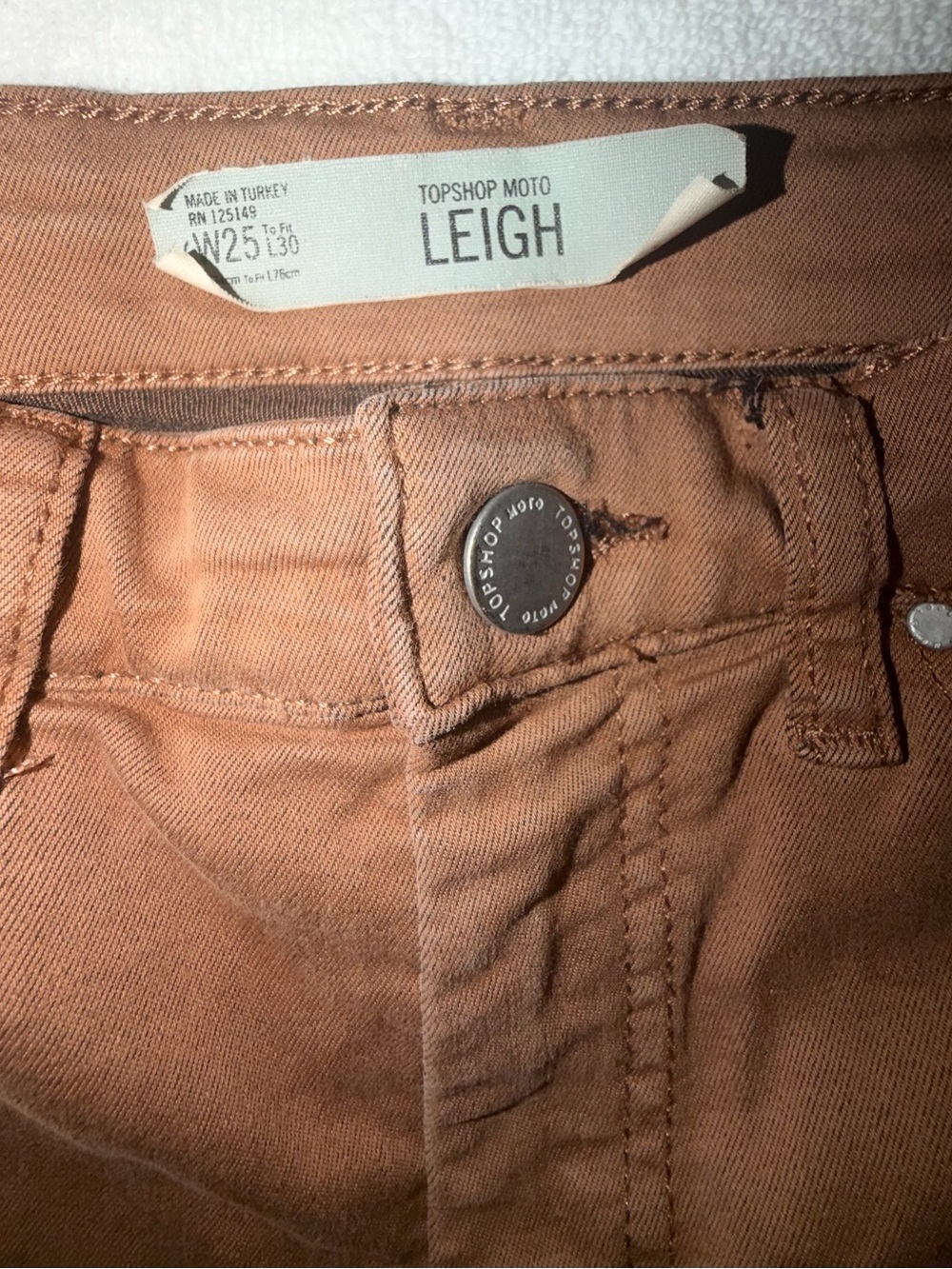 Topshop LEIGH Slim Girls Jeans in Warm Brown